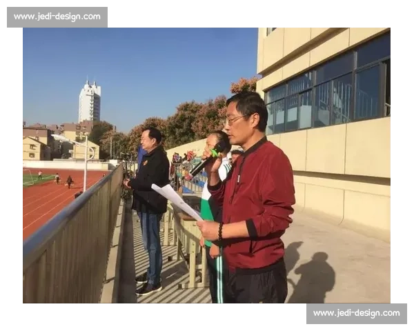 张晓雅勇夺冠军 赛场上的拼搏与坚持展现不屈精神
